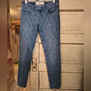 Women's Abercrombie And Fitch Jeans Sz. 8 Or Sz. 29 EUC!